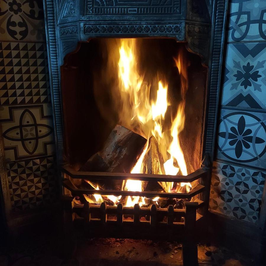 فندق Trawden Arms Community Owned Pub Winewall المظهر الخارجي الصورة