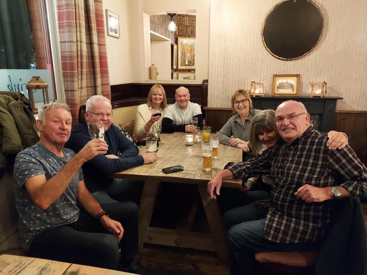 فندق Trawden Arms Community Owned Pub Winewall المظهر الخارجي الصورة