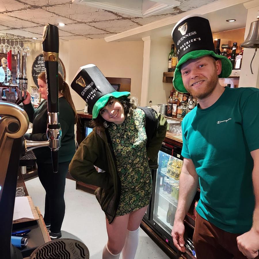 فندق Trawden Arms Community Owned Pub Winewall المظهر الخارجي الصورة